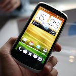 HTC One VX for AT&T should finally be available December 7th