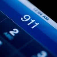 US carriers deploying text-to-911 service, get pat on the back by FCC