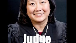 Judge Koh pleas for 'global peace' between Apple and Samsung for the sake of consumers, incites laug