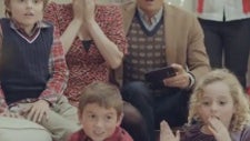 Samsung brings in the Christmas spirit with a Galaxy S III Santa Fail ad