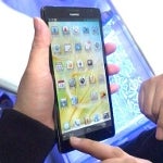 The Huawei Ascend Mate, a 6.1 inch 1080p beast, gets impromptu introduction at a Huawei store