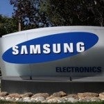 Samsung estimated to ship 350 million smartphones globally in 2013 for a 40% market share