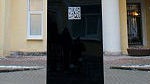 Apple fans step up in Russia unveiling interactive iPhone 5-shaped memorial to Steve Jobs
