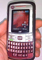 i465 - Motorola’s first iDEN phone to support QWERTY