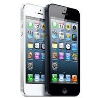 Apple zips past Samsung to become U.S. largest smartphone maker in Q4 2012