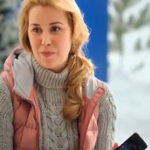 Bell runs its first BlackBerry Z10 ad; Rogers takes pre-orders for the BlackBerry Q10