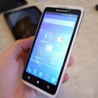 Lenovo IdeaPhone S890 hands-on