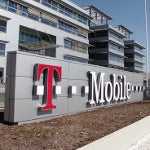 FCC gets visit from LTE enabled T-Mobile Samsung Galaxy S III