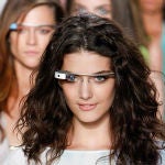 Google Glass app in the works to recognize friends by how they dress