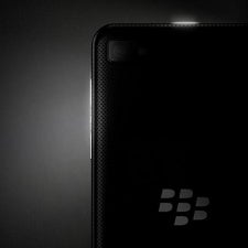 5-inch BlackBerry 10 device rumored, more 'Berries coming by year-end