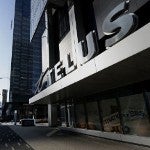 TELUS offers customers a $50 credit to delay the shipping of their Samsung Galaxy S4