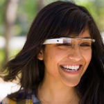 Google Glass Explorer Edition using 2011 internals and OS