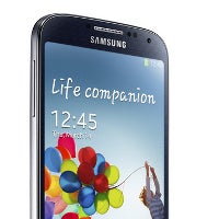 "Diamond pixels:" here is a close-up of the Samsung Galaxy S4's PenTile display