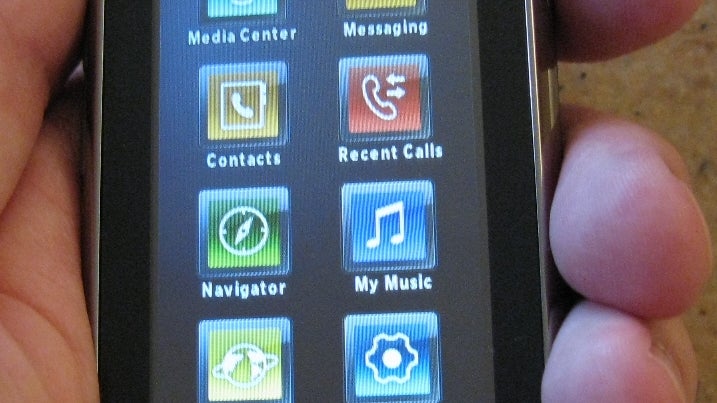 Hands-on Preview of the LG Versa