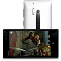 Nokia Lumia 928 and its high-performance microphone get demonstrated