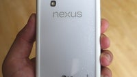 Google Nexus 4 (white) unboxing and hands-on