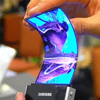5.99 inch AMOLED flexible display coming with the Samsung Galaxy Note 3?