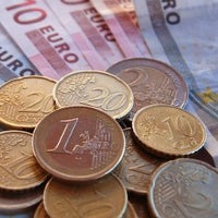 EU slashes costs of mobile roaming with lower rates starting Monday