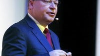 Stephen Elop bestowed on the 2013 European Communication Award