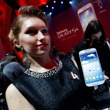 Samsung shares take a dive again on slowing growth, $6.5 billion in value erased