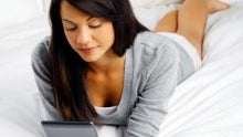 Early to bed and early to rise? Not if you have a smartphone, study says