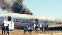 Samsung executive onboard plane that crashed in San Francisco, sent messages on Path and Twitter