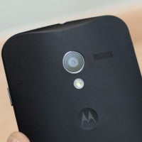 Moto X seen handled by a Motorola exec (video), confirming leaks