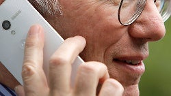 Google's Eric Schmidt photographed using Motorola Moto X