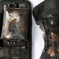 Samsung Galaxy S III that injured 18 year old girl exploded due to third party battery