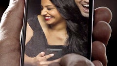 Motorola DROID Mini outed with Kevlar, slides directly in the compact slot