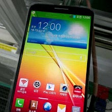LG G2 leaks again in new photos showing front and back of the phone