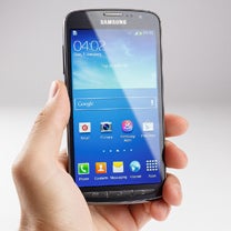 Waterproof Galaxy S4 Active warranty won't cover liquid damage, AT&T employee complains