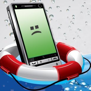 Infographic presents the dos and don'ts of saving a phone from water damage