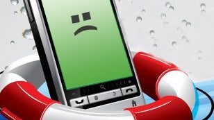 Infographic presents the dos and don'ts of saving a phone from water damage