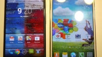 Motorola Moto X vs Samsung Galaxy S4 first look