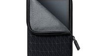 Official Nexus 7 Sleeve hits Play Store, but it'll cost you $50 (incl. shipping)