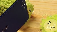 World's new thinnest phone, Vivo X3, poses for a weird photoshoot, acts like a knife