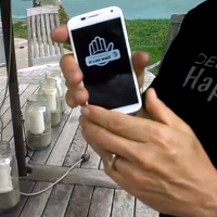 Video shows Guy Kawasaki unboxing his customized Motorola Moto X