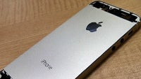 Images of the iPhone 5S in champagne color leak out