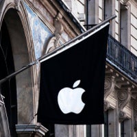 Launch of Apple iPhone 5S and Apple iPhone 5C three months away in China