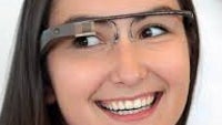Google's Chris Dale refutes two rumors about Google Glass with one tweet