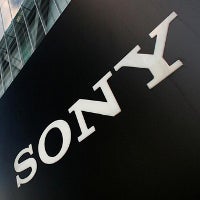 Mr. Blurrycam shoots Sony Xperia Z1 mini next to BlackBerry Q10?