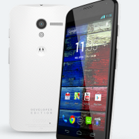 Motorola's own website outs the 32GB Motorola Moto X Developer Edition