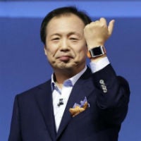 Samsung to offer 70 apps for its Gear smartwatch, a dozen are on the way