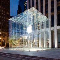 Customers already lining up for iPhone 5S, obviously have no jobs, sense of time