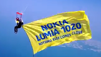 Watch as the Nokia Lumia 1020 parachutes into Dubai