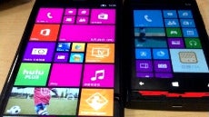 Nokia Lumia 1520 phablet spotted again, sized up with another Windows Phone and an iPhone