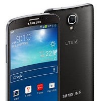 Curved displays have the potential to solve outdoor viewing problems and improve smartphone battery life