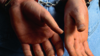 The number of Apple related larcenies continues to rise in New York City