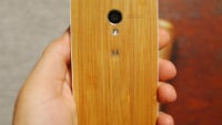 Motorola may be giving away some wooden Moto Xes tonight